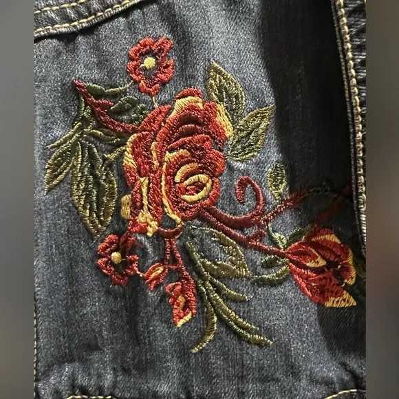The SkyLine Collection Denim Jacket Embroidered Floral Size XL - Picture 4 of 12